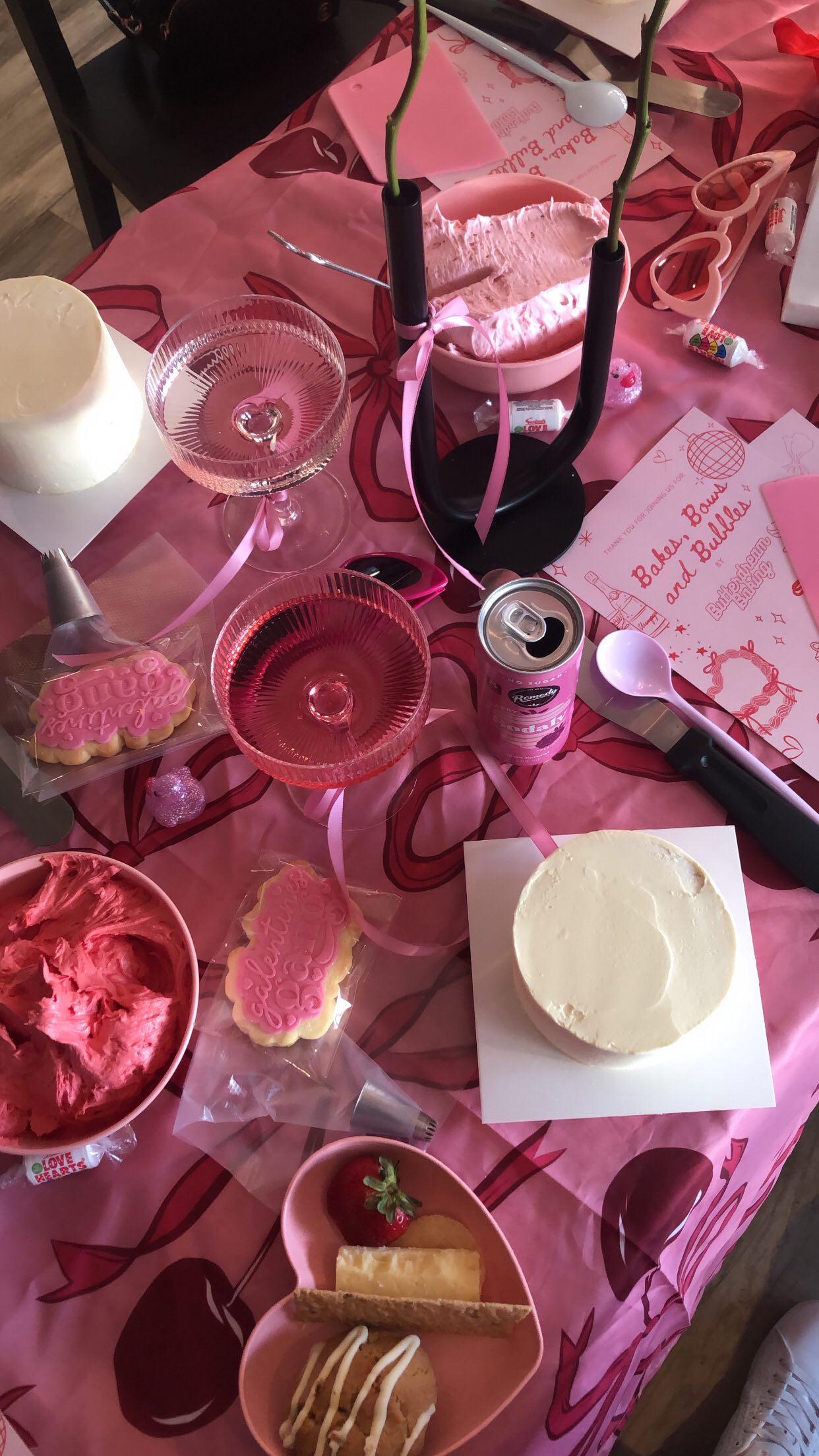 13 Feb: Galentines Event - Bakes, Bows and Bubbles (Cake and Sip, 6pm - 8pm)