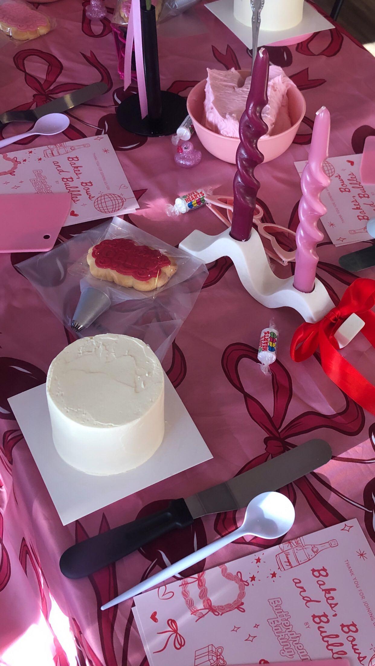 13 Feb: Galentines Event - Bakes, Bows and Bubbles (Cake and Sip, 6pm - 8pm)