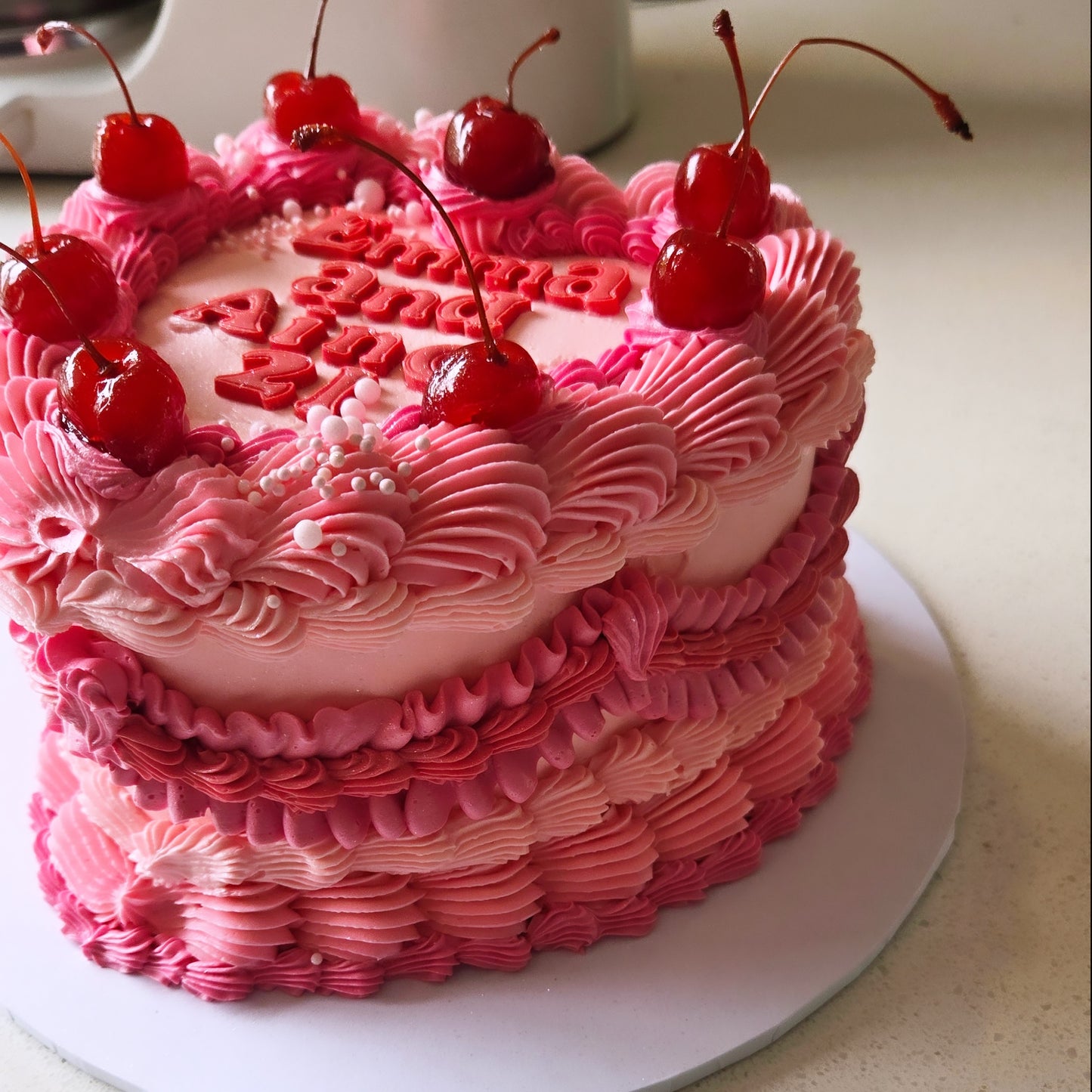 Heart shaped celebration cake 🩷